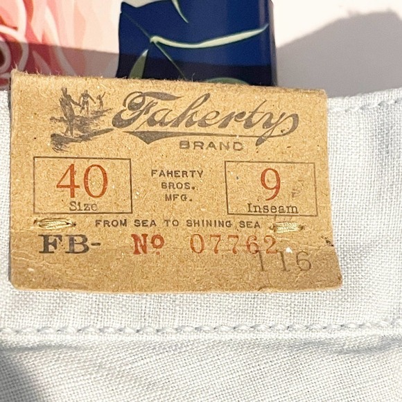 Faherty Brand Stretch Malibu Short 9" in Light Blue Women's Size 40 NWT - Picture 8 of 9